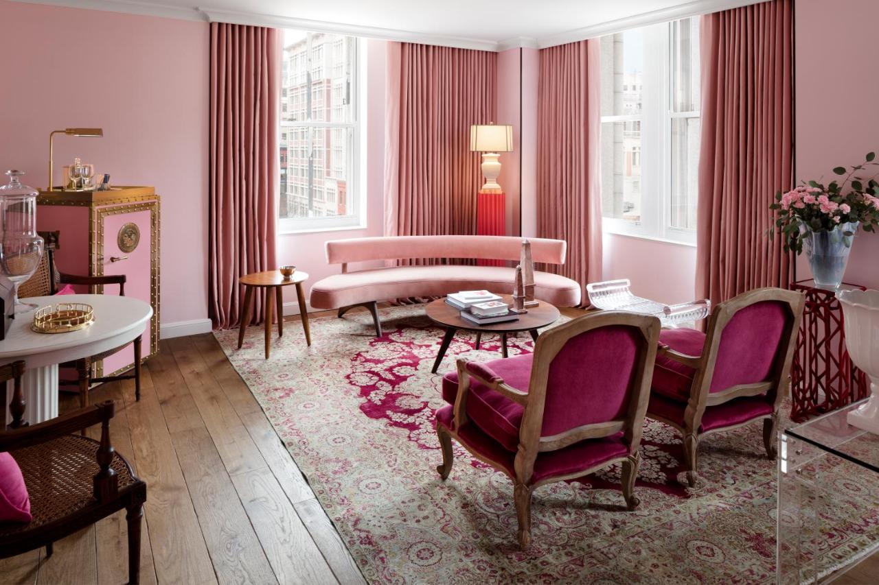 Riggs Washington Dc Hotell Exteriör bild The Pink Room
