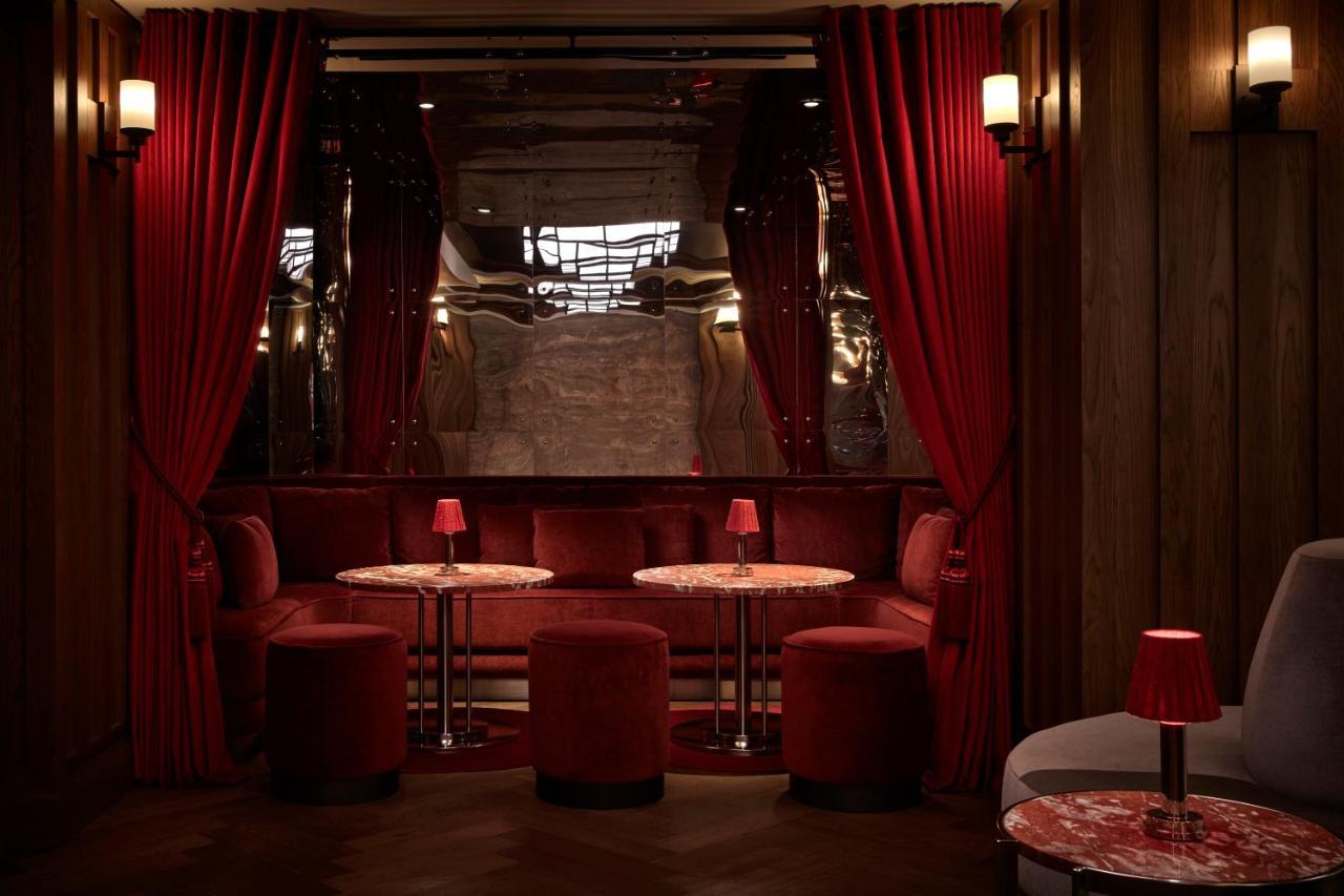 Riggs Washington Dc Hotell Exteriör bild The interior of the bar