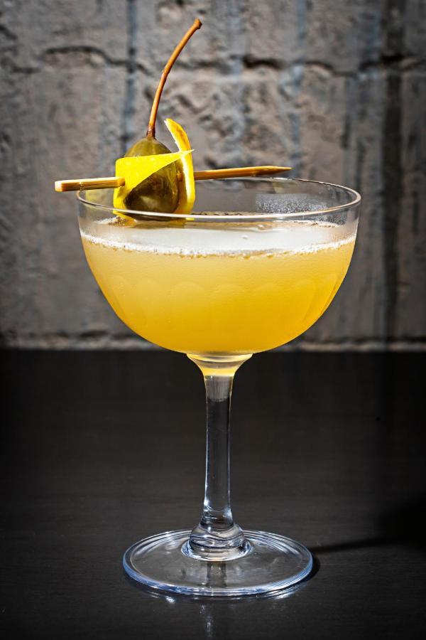 Riggs Washington Dc Hotell Exteriör bild A penicillin cocktail
