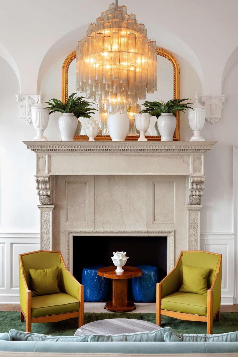 Riggs Washington Dc Hotell Exteriör bild A fireplace in the White House