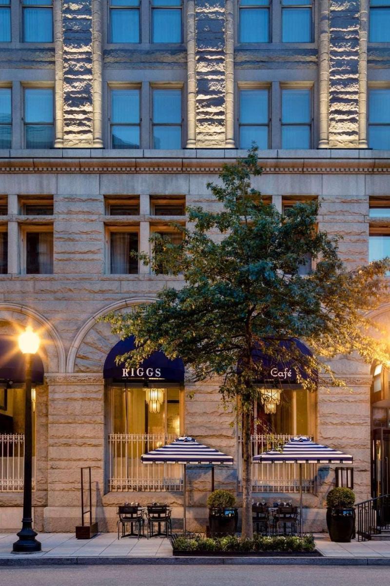 Riggs Washington Dc Hotell Exteriör bild Café Riggs