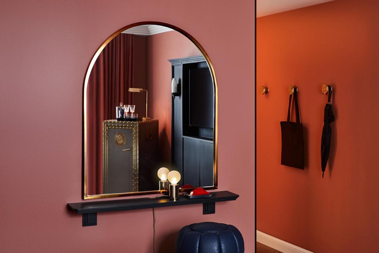 Riggs Washington Dc Hotell Exteriör bild Mirror